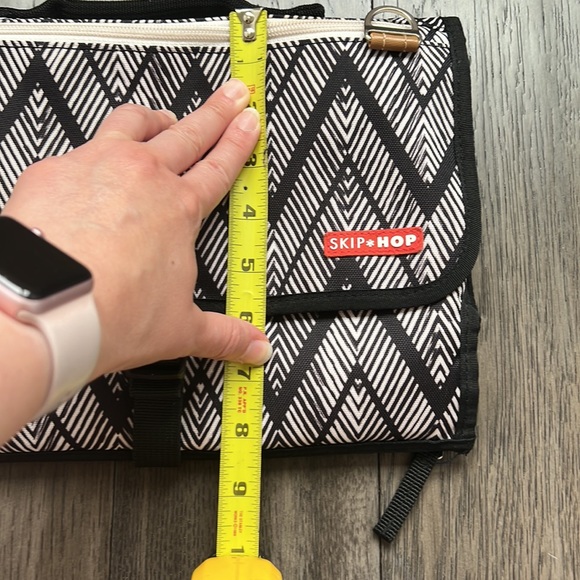 Skip hop diaper changing mat - Picture 14 of 15